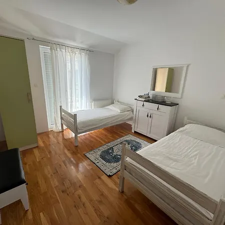 Villa Obrt Comping Vl Ante Zuzul Grubine