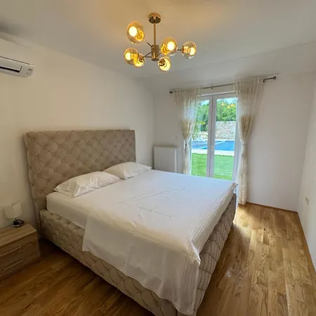 Villa Obrt Comping Vl Ante Zuzul Grubine