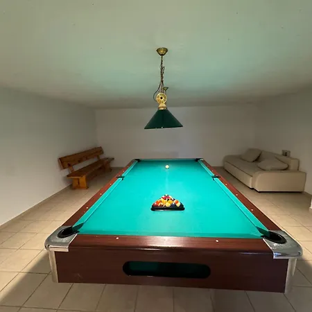 Villa Obrt Comping Vl Ante Zuzul Grubine